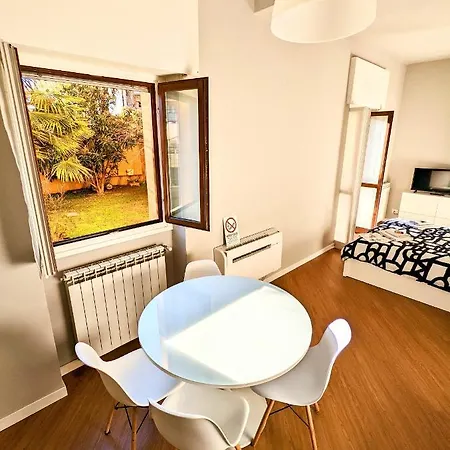 Apartment Monza Apartments Monza