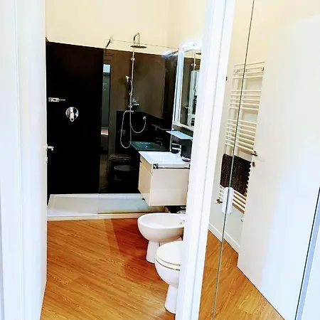 Monza Apartments *