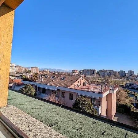 Apartment Monza Apartments *